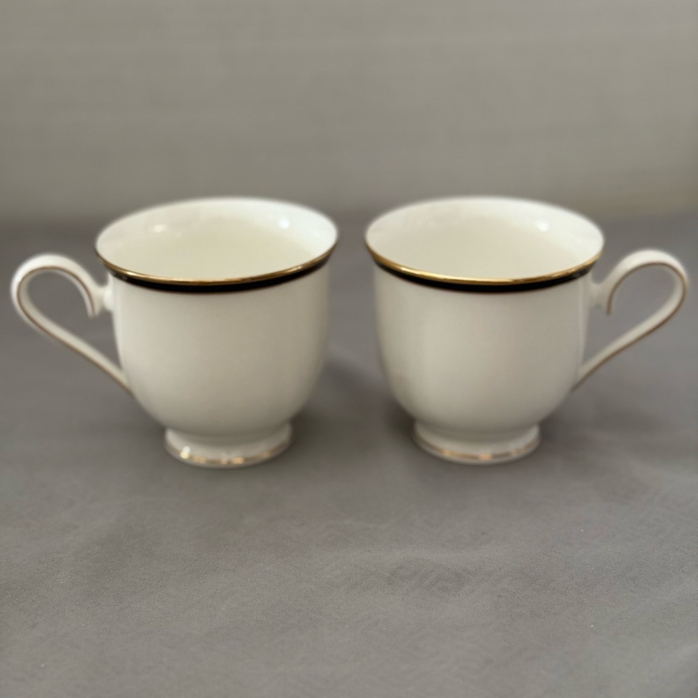 Lenox Kristy Debut Collection Elegant White & Gold Rimmed Teacups Set of Two USA